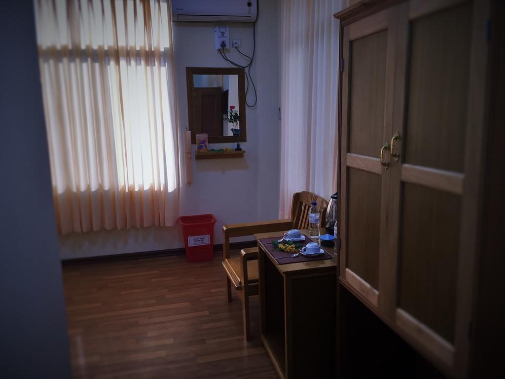 Inle Star Hotel Nyaung Shwe Bagian luar foto
